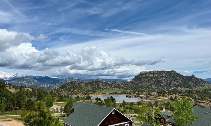 Estes Park Apartment | Eagle Cliff Mountain 29A Condo