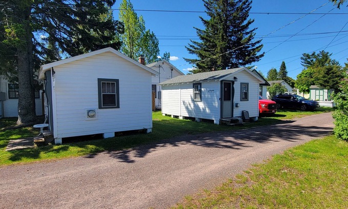 Eagle Harbor Cabin | Eagle Harbor- Harbor Breeze: Experience the Keweenaw's Stunning Fall Colors!