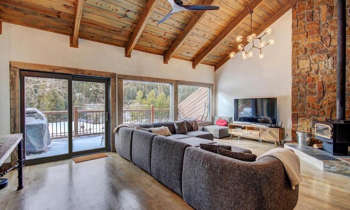 Warrior's Mark House | Eagle Ridge Escape Townhouse