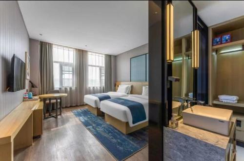Wuhan Hotel | Echarm Hotel Wuhan Wuhu Gaoche Metro Station