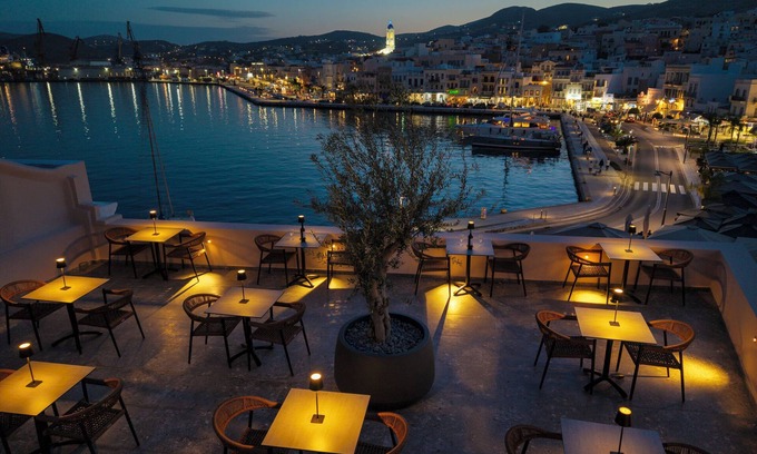 Ermoupoli Bed & Breakfast | Eclectic Syros