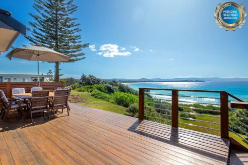 Culburra Beach House | Eclipse Absolute Beachfront with Stunning Views