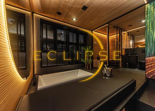 Bielsko-Biala Apartment | Eclipse Gold Room