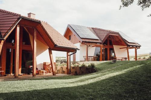 Gornji Petrovci House | Ecological farm Makrobios Panonija