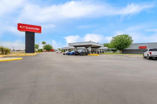 Carlsbad Cabin | Econo Lodge Carlsbad Caverns Area