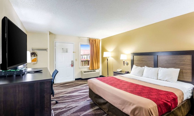 Glade Spring Hotel | Econo Lodge Glade Springs I-81