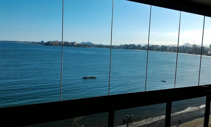 Guarapari House | Ed O Mar Prata 03 Bedrooms Beachfront Guarapari with 2 parking spaces