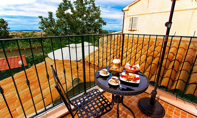 Cartoceto Bed & Breakfast | Eden Lilli B&B