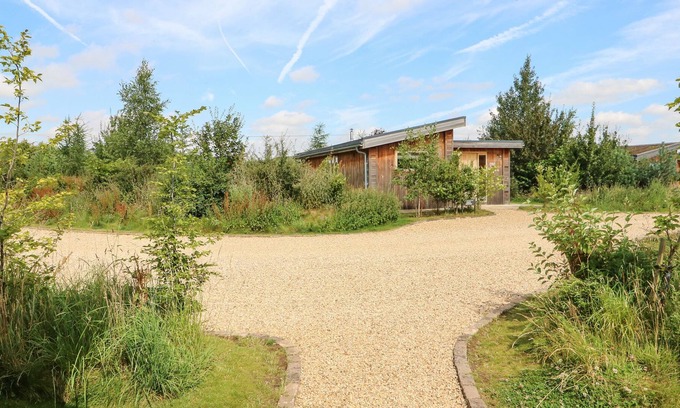 Barnsdale Cabin | EGLETON, with open fire in Exton, Rutland