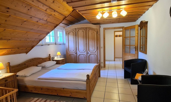 Bad Peterstal-Griesbach Apartment | Ehrenmättlehof: Ferienwohnung E11, 60qm, 2 Schlafzimmer, max. 4 Personen