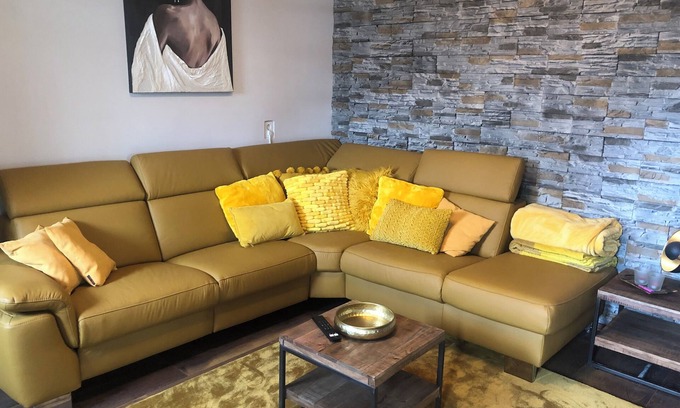 Langenfeld Apartment | Eine Kleine Wohnoase in der Langenfelder City