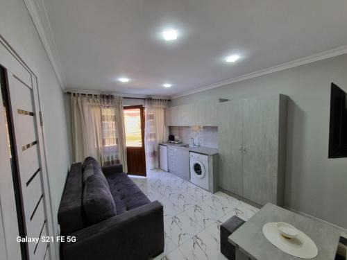 Goris House | EKA House
