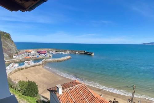 Lastres House | El balcón del Escanu