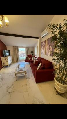 Villarejo del Valle Apartment | El Comercio