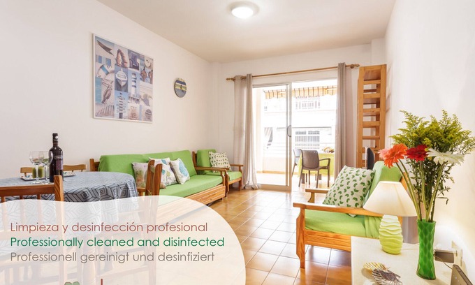 Puerto Naos Apartment | El Faro Apartment. Spacious, bright apartment in a quiet building