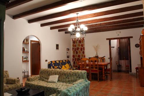 Alia House | El Hogar de Ardwina