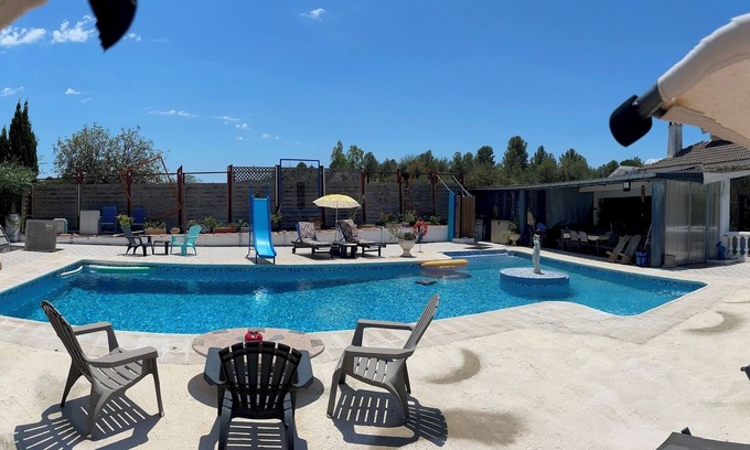 Turis Ski Chalet | El Refujio , Chalet Independant Avec Vraie Piscine