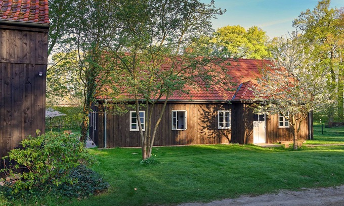 Modlich House | Elbeglück: Holiday house "Remise" (6 pers.) With fireplace