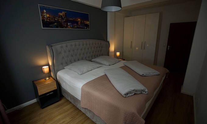 Altstadt Apartment | Elbphilharmonie Suite - Exclusive vacation apartments in the heart of Hamburg