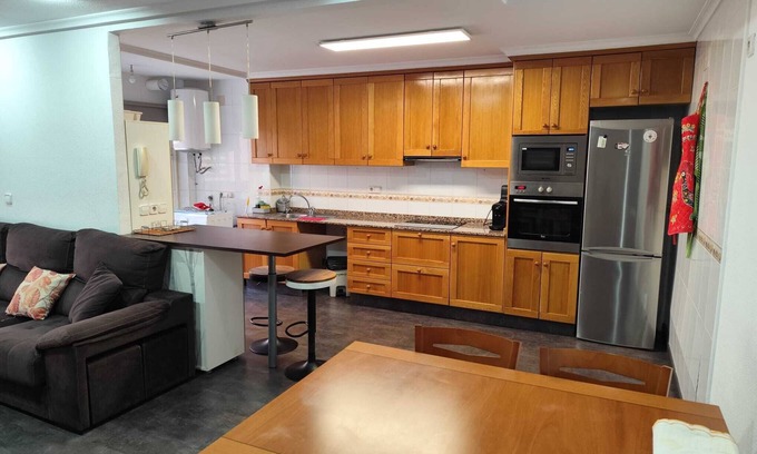 Elche Apartment | Elche stay 1, with garage, 3 bedrooms, 2 bathrooms