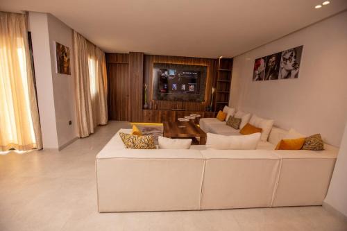 Gueliz Apartment | Elegance and Prestige in Gueliz 3 Bedrooms