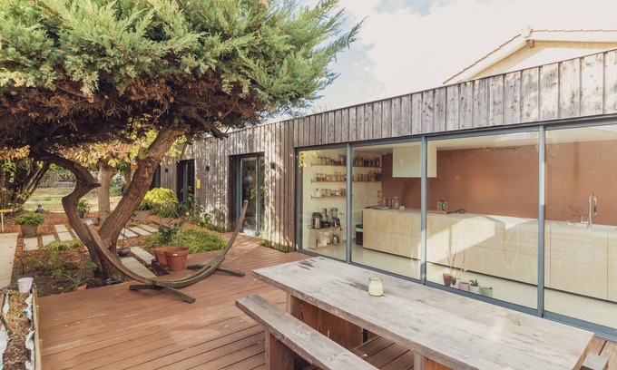 Lormont House | Elegance Architecturale et Harmonie: Maison Design Avec