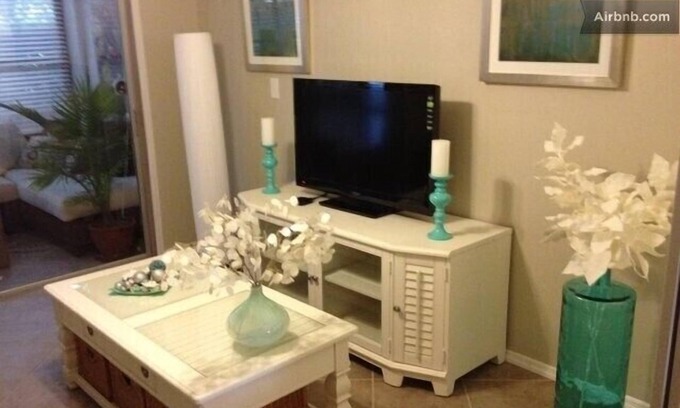 Villas Condo | Elegant 1 Bedroom Ft. Myers Condo w/swimming pool (long term rents available)