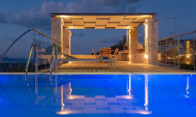 Apokoronas Villa | Elegant 4 bedroom villa very close to the sea with amazing sea views