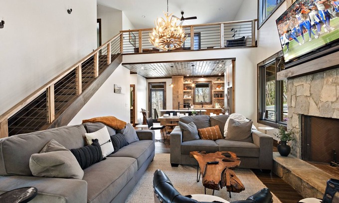 Banner Elk Cabin | Elegant Home in The Lodges at Eagles Nest