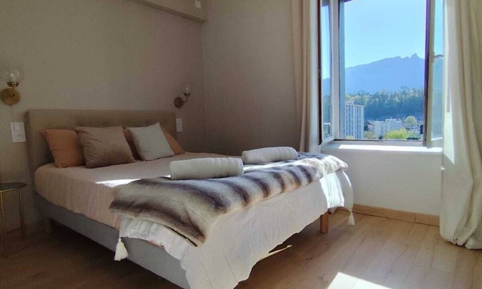 Aix-les-Bains City Center Apartment | Elegant studio between station and city center