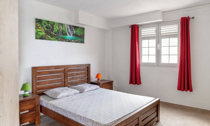Case-Pilote Apartment | Elegant T3 with pool and panoramic view of the Caribbean Sea