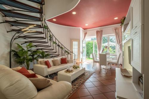 Province of Cagliari Villa | Elegante Villa Lu' centro Città a 10 minuti dal mare