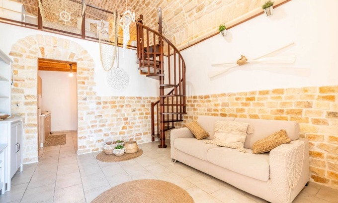 Giovinazzo Apartment | Elisa - Inside a 500 years old tower