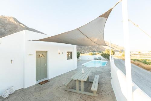 Perivolos Villa | Elixirium villa
