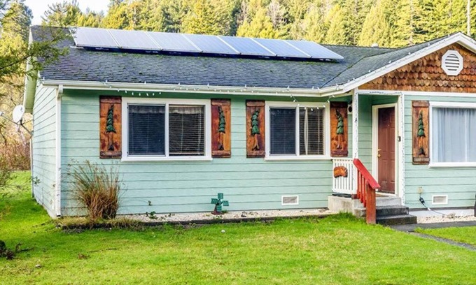 Orick House | Elk Meadow Cabins 13A Bears Den Suite