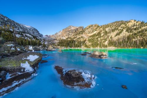 Estes Park Apartment | Elk River Cabin - Cabin Condo in Estes Park - 23-ZONE3554 condo