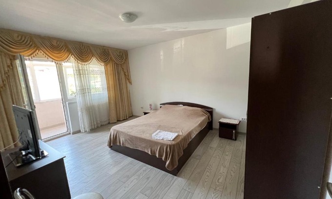 Ciurea Apartment | Ella Doo Apartament - 15 min de Palas