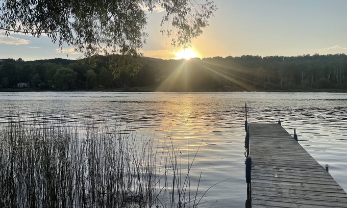 Ellsworth House | Ellsworth Lake Time Getaway
