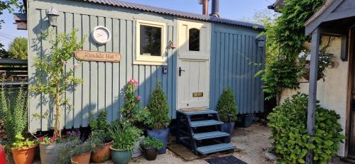 Claverham Apartment | Elmdale Hut - Shepherds Hut