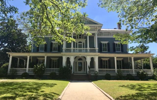 Washington Bed & Breakfast | Elmwood 1820 Bed & Breakfast Inn