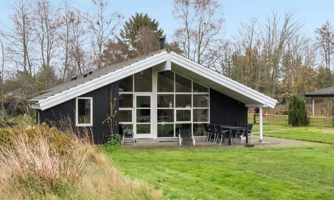 Hou House | "Elni" - 900m from the sea by Interhome