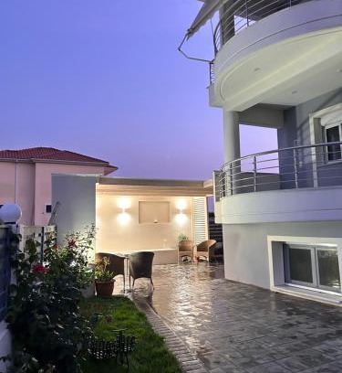 Mytikas Apartment | Elsa home