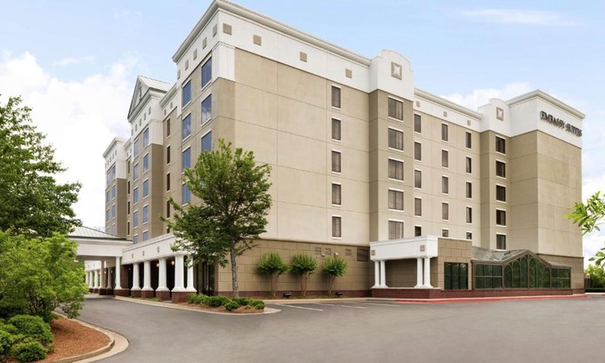 Alpharetta Hotel | Embassy Suites by Hilton Atlanta Alpharetta