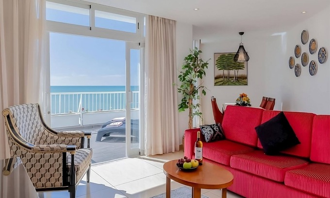 Oura Hotel | Embrace the Sugar Rush Experience! Three Relaxing Suites, 2 Swimming Pools, Spa!