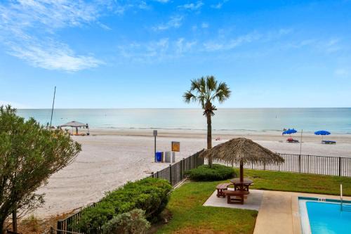 North Redington Beach House | Emerald Isle 101