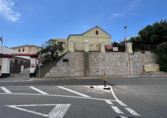 Gibraltar Hostel | Emile Youth Hostel