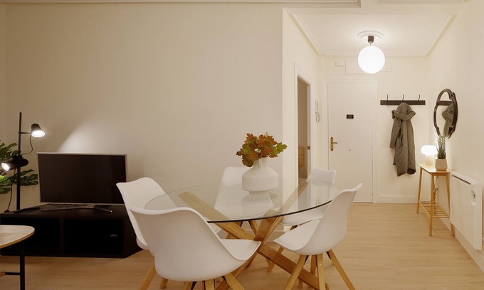 Gijon-Este Apartment | Emilio Tuya 60