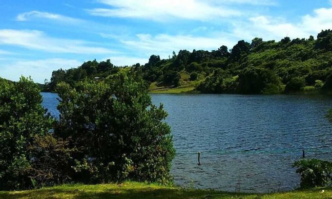 Canete Cabin | ENCHANTED RUSTIC CABIN, BETWEEN FOREST WITH AMAZING VIEWS OF THE LAKE