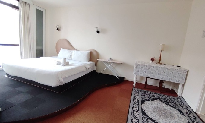 Imbi Apartment | Enchanting apartment with AC in vibrant Kuala Lumpur
