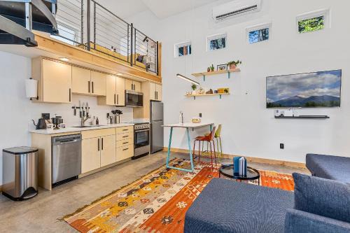 Flagstaff Apartment | Enchanting & Newly Built NoHo 1 BDR Loft with AC!
